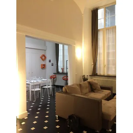 Acquario 1 Bd Wi Fi In Historical Centre 아파트 *